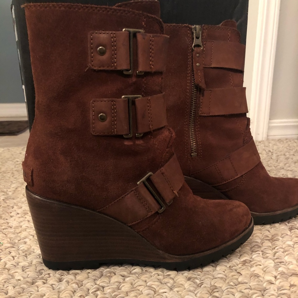 Sorel after hours bootie